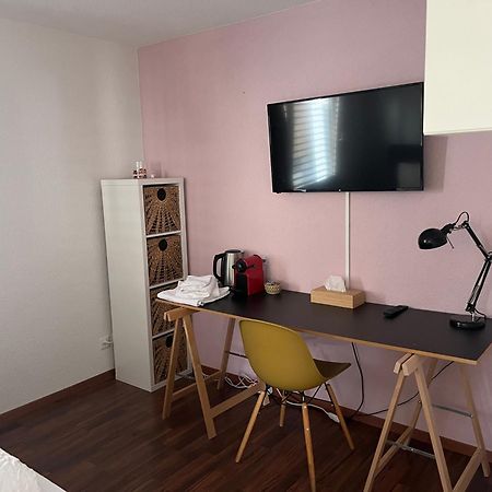 Schoene Doppelzimmer In Mandach Boettstein Exterior photo