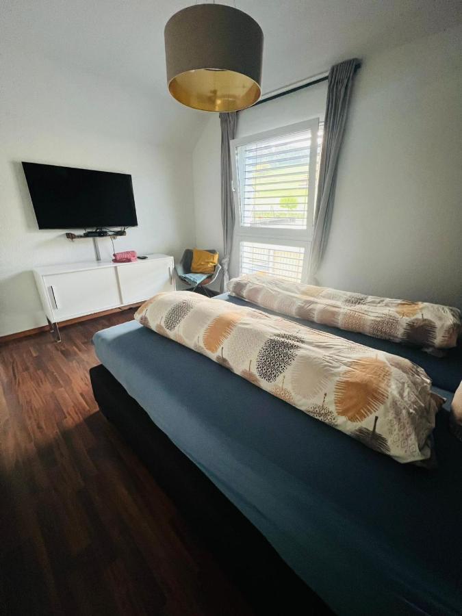 Schoene Doppelzimmer In Mandach Boettstein Exterior photo